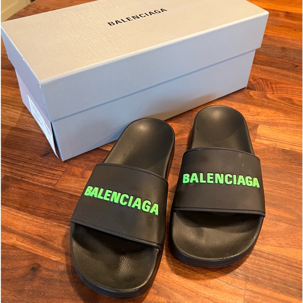 Balenciaga Pool slide rubber logo fluorescent green size 37 with box